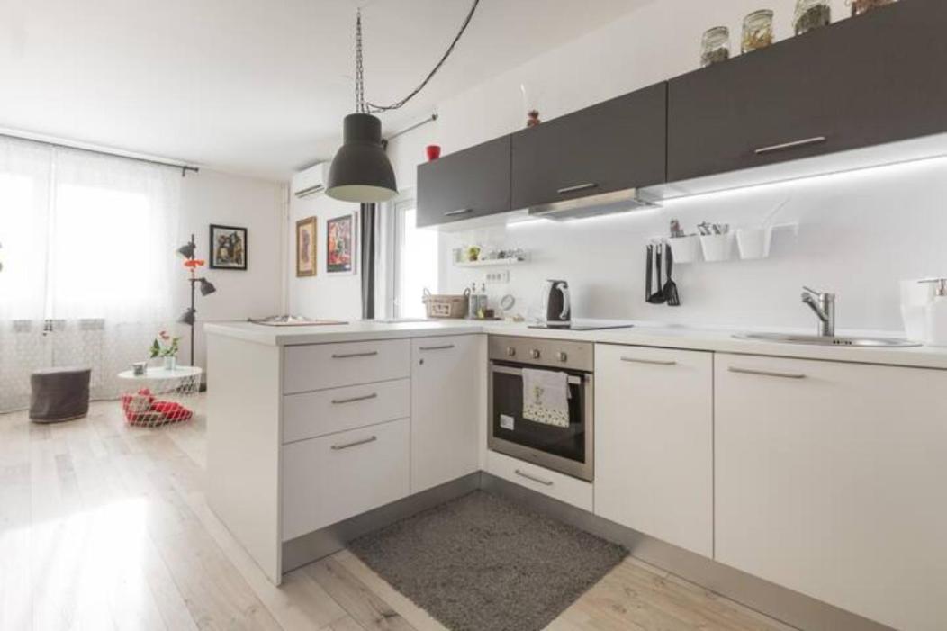 New Studio Apartment Sun With Free Parking Zagreb Eksteriør bilde