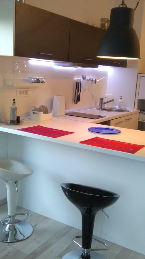 New Studio Apartment Sun With Free Parking Zagreb Eksteriør bilde