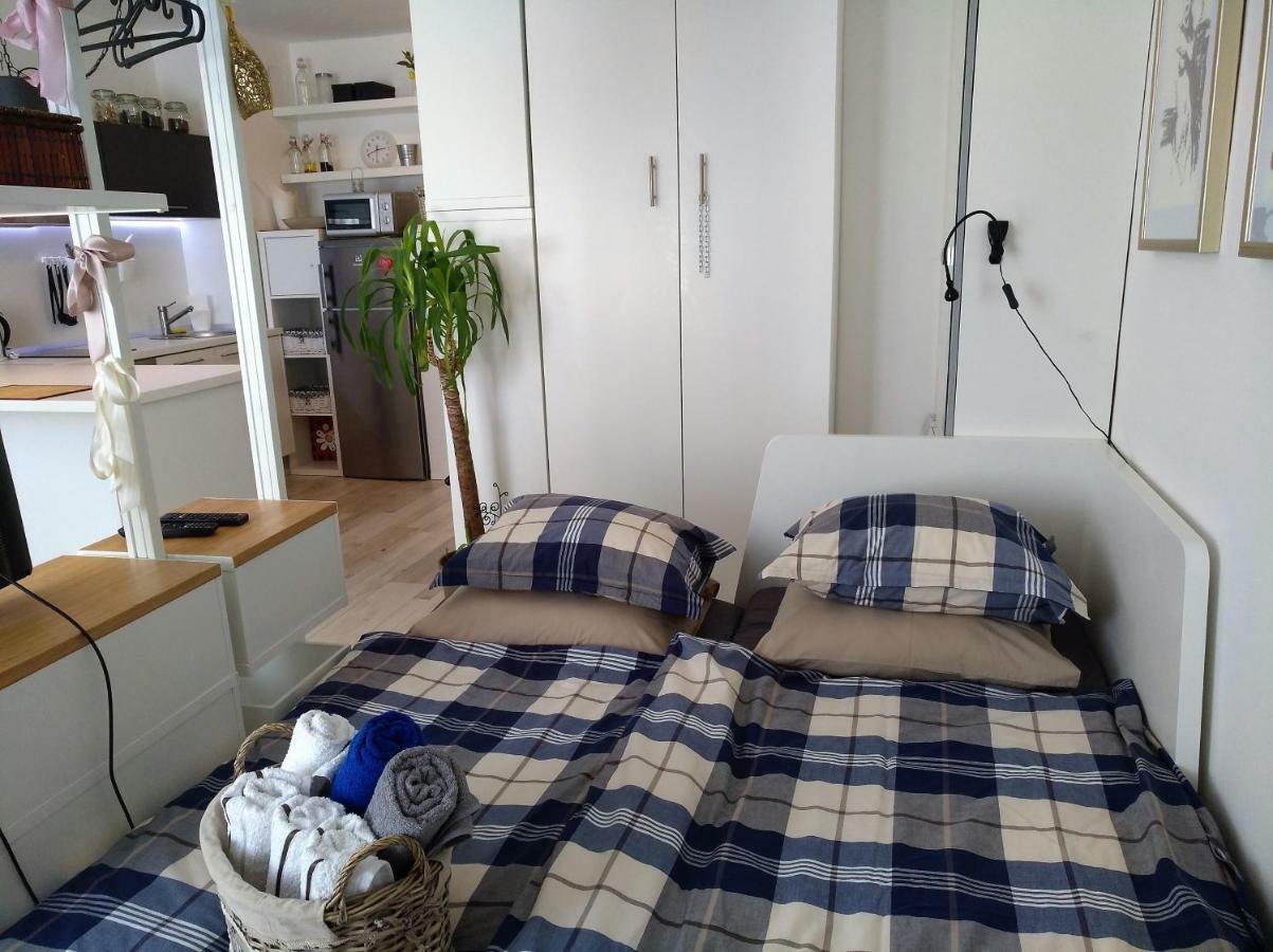 New Studio Apartment Sun With Free Parking Zagreb Eksteriør bilde