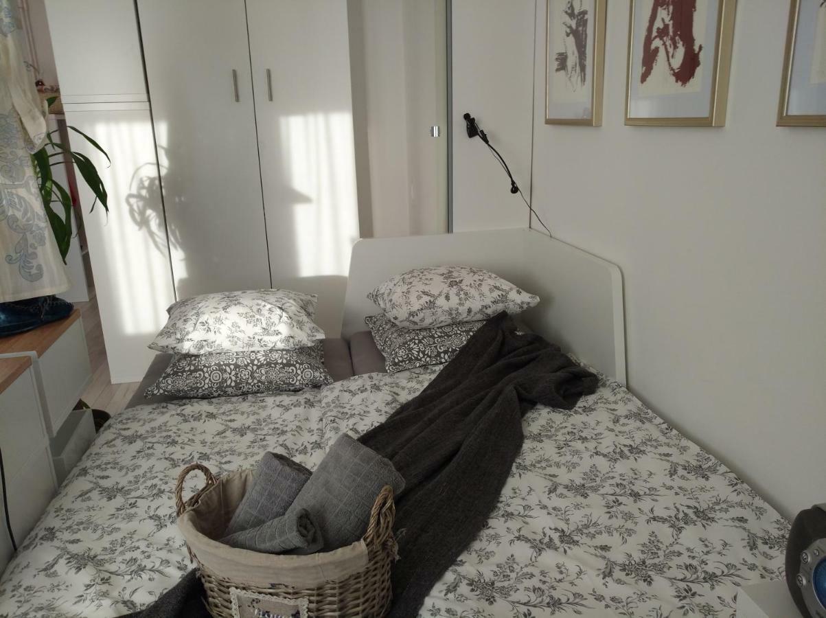 New Studio Apartment Sun With Free Parking Zagreb Eksteriør bilde