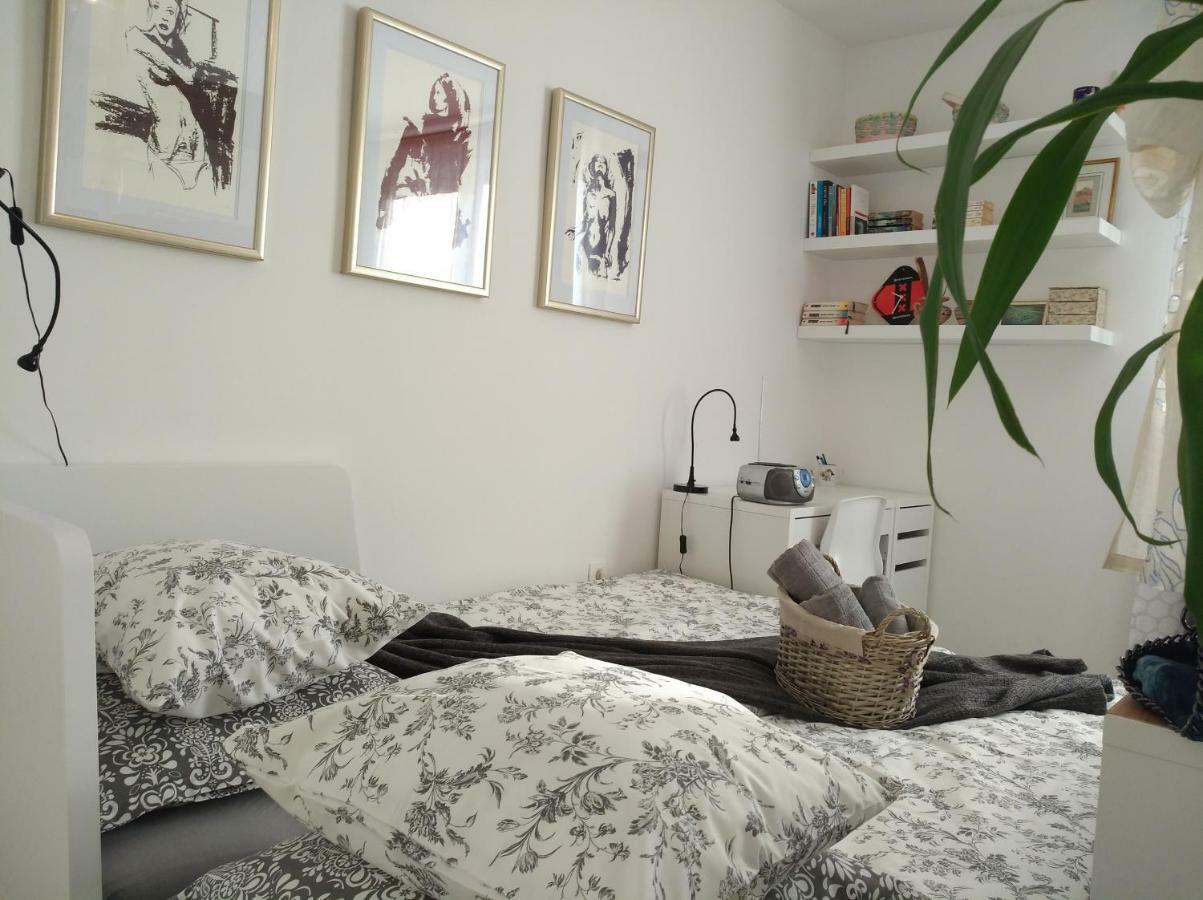 New Studio Apartment Sun With Free Parking Zagreb Eksteriør bilde
